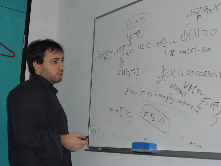 Aldo working (March 22, 2009)